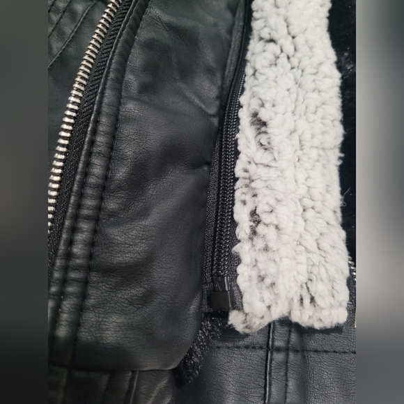 Full Length Puffer Jacket with Detachable Sherpa Hood - Picture 3 of 9